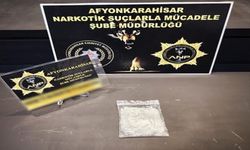 Polis Uyuşturucu Tacirlerini Yakaladı