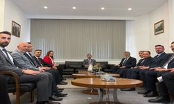 Bakan Kacır’dan Afyon Belediyesine Ziyaret