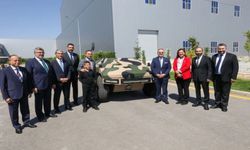 Bakan Kacır Emirdağ’da Lastik Üreten Fabrikayı Ziyaret Etti
