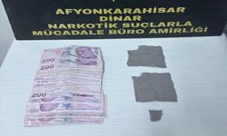 Polis Peçeteye Emdirilmiş Uyuşturucu Ele Geçirdi