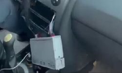 Polis Araçta Yaptığı Aramada Ruhsatsız Silah Ele Geçirdi