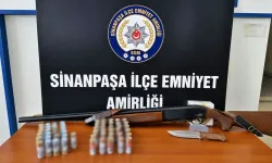 Polis Sinanpaşa’da Silah Ele Geçirdi