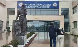 Aranan Fetö’cü Banyodaki Gizli Bölmede Yakalandı