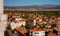 Başmakçı’da Pazarın Kurulduğu Gün Planlı Elektrik Kesintisiyle Esnaf Mağdur Oldu!