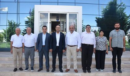 Milletvekili Dr. Hasan Arslan Merkez İlçe Başkanı Ziya Coşkun Karadeniz  ile Gençlik ve Spor İl Müdürlüğü’ne ziyaret