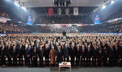 AK PARTİ YENİ MKYK BELLİ OLDU