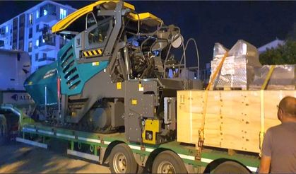 BOLVADİN BELEDİYESİ SICAK ASFALT SERİM MAKİNESİ ALDI