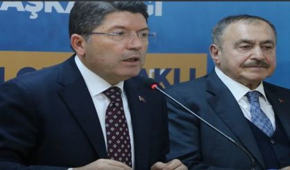 BAKAN TUNÇ AK PARTİ İL BAŞKANLIĞINI ZİYARET ETTİ