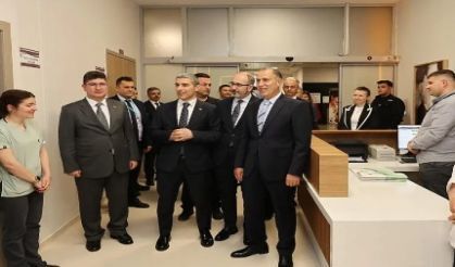 Vali Aktaş, Devlet Hastanesinde İncelemelerde Bulundu