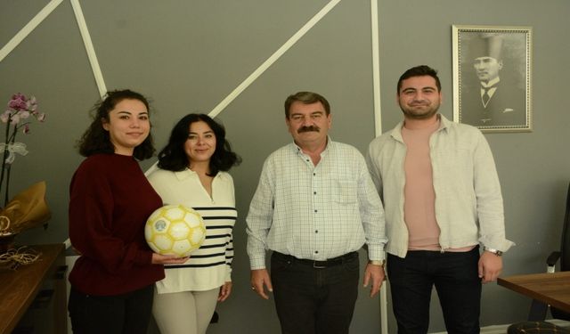 BELEDİYE BAŞKANI NİHAT SARI'DAN ANKA AKADEMİYE ZİYARET