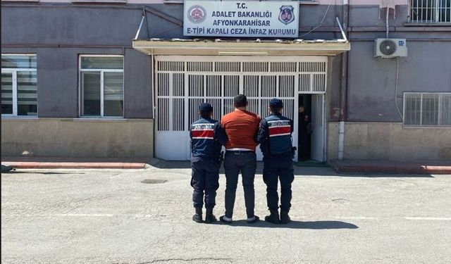 JANDARMA 8 YILA HÜKÜMLÜ UYUŞTURUCU TACİRİNİ YAKALADI