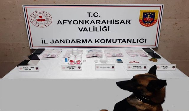 JANDARMA UYUŞTURUCU TACİRLERİNE NEFES ALDIRMIYOR
