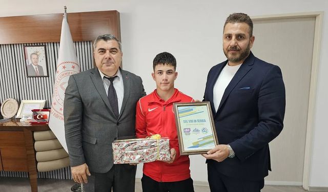 SPOR LİSESİ ÖĞRENCİSİ BULUT’UN BÜYÜK BAŞARI