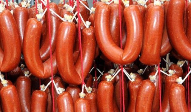 AFYON’DA SAHTE SUCUK ÜRETEN 4 FİRMA DAHA AÇIKLANDI
