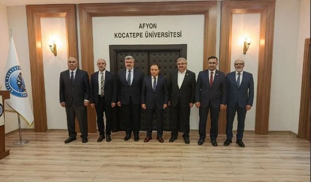MİLLETVEKİLLERİNDEN REKTÖR KARAKAŞ’A ZİYARET