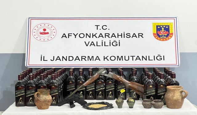 JANDARMA KAÇAK ALKOL VE TARİHİ ESER ELE GEÇİRDİ