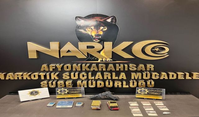 POLİS UYUŞTURUCU TACİRİNİ YAKALADI