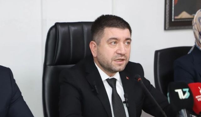 SEVİM, “TÜCCAR FARUK’UN MAKİNELERİ ÇİMLERİ BİÇMEKTEN ACİZ!”