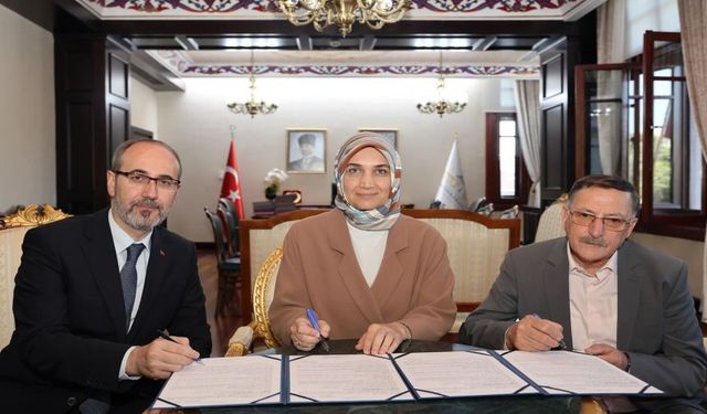 AFYON DEVLET HASTANESİ TÜP BEBEK MERKEZİ’NİN TESİSAT PROJE PROTOKOLÜ İMZALANDI
