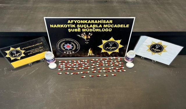 POLİS UYUŞTURUCU TACİRİNİ YAKALADI