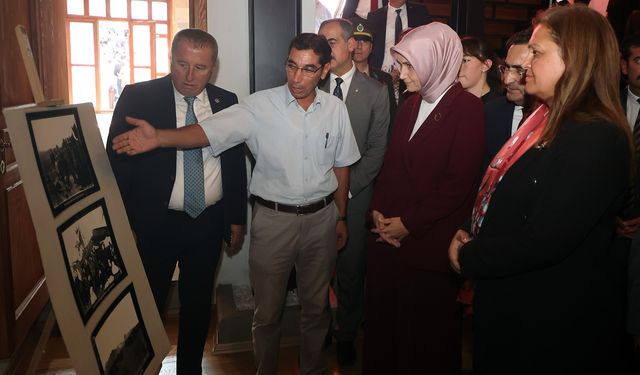 Vali Yiğitbaşı, “İşgalden Kurtuluşa Afyonkarahisar” Sergisini Ziyaret Etti.