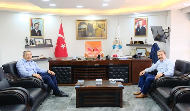 MUSTAFA TARLACI, BAŞKAN TOPÇU’YU ZİYARET ETTİ