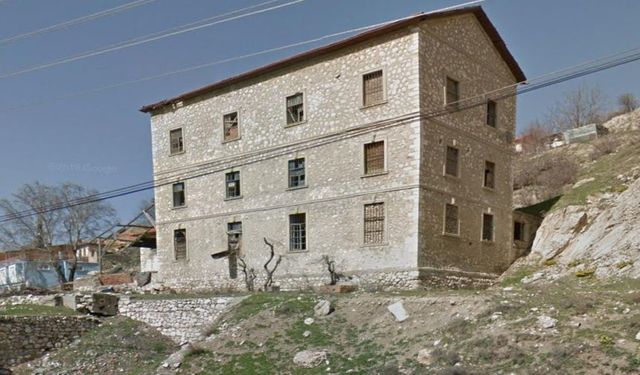 Dinar’da Dedeoğlu Un Fabrikası: Bir Sanayi Mirası