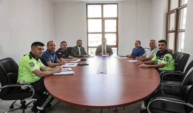 Sandıklı Belediye Başkanı Adnan Öztaş İlçe Trafik Komisyonu Toplantısına Katıldı