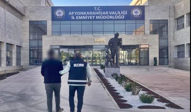 Polis 3 Yıl 4 Ay Kesinleşmiş Hapis Cezası Olan Şahsı Yakaladı