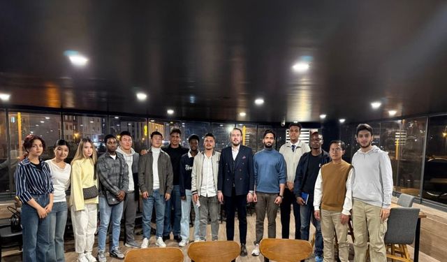 AK PARTİ GENÇLİK KOLLARI, YABANCI ÖĞRENCİLERİ AĞIRLADI