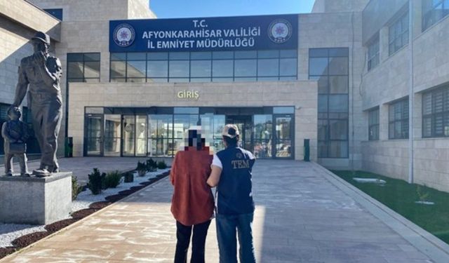 Polis Aranan Hükümlü Şahsı Yakaladı