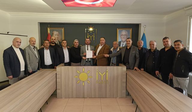 İYİ Parti Merkez İlçe Başkanı Köken, Mazbatasını Aldı