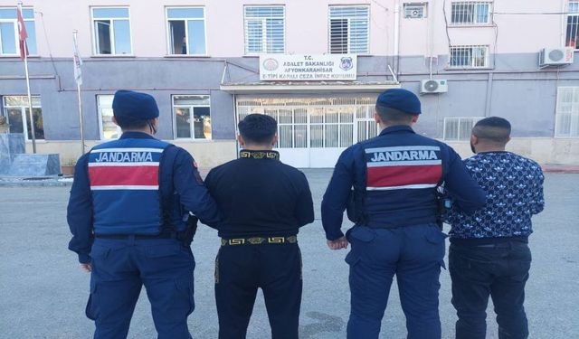 Jandarma Aranan 29 Şahsı Yakaladı