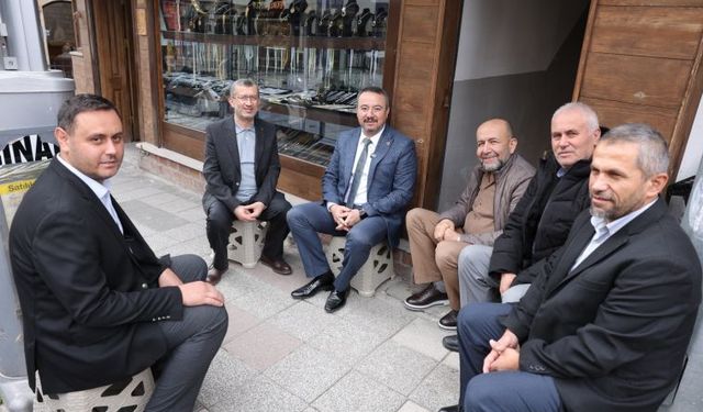 Belediye Başkanı Adnan Öztaş Esnaf Ziyaretinde