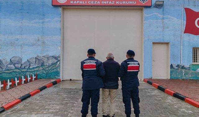 Jandarma Aranan 25 Şahsı Yakaladı