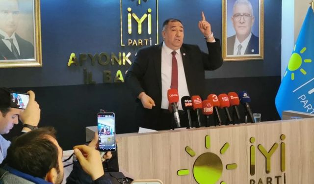 Mısırlıoğlu, “Protokol Sırası İçin Katip Üyelik Aldılar"