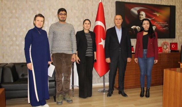 BAŞHEKİM ACAR OTİZMLİLERE MÜJDEYİ VERDİ