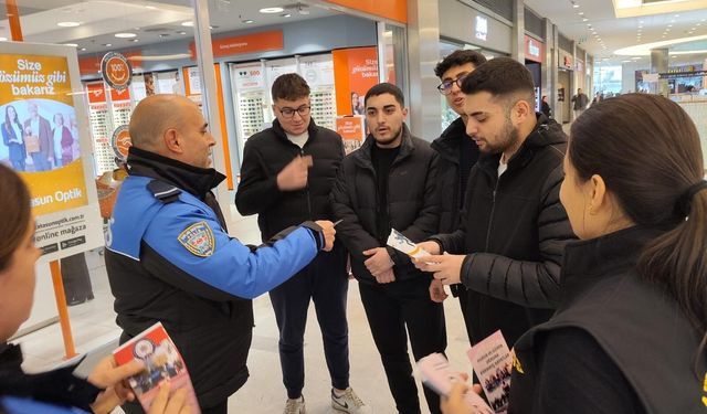 POLİS VATANDAŞLARI BİLGİLENDİRDİ