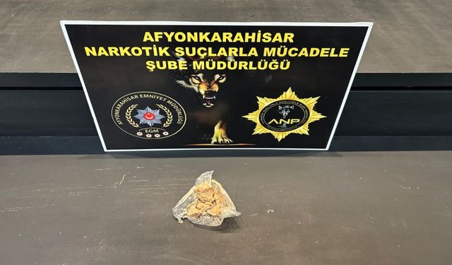Polis 4.326.000 İçimlik Uyuşturucu Üretebilen Hammadde Ele Geçirdi
