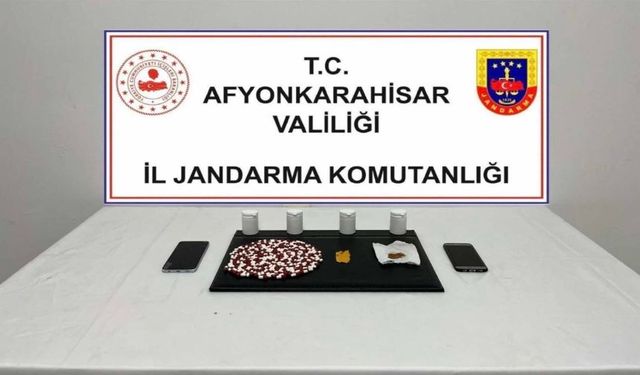 Jandarma Sinanpaşa’da Uyuşturucu Ele Geçirdi