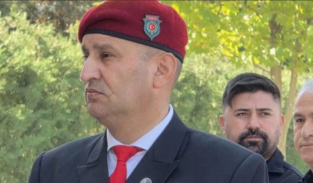 Kumartaşlı, "Bayrak inmez, ezan dinmez, vatan bölünmez!"