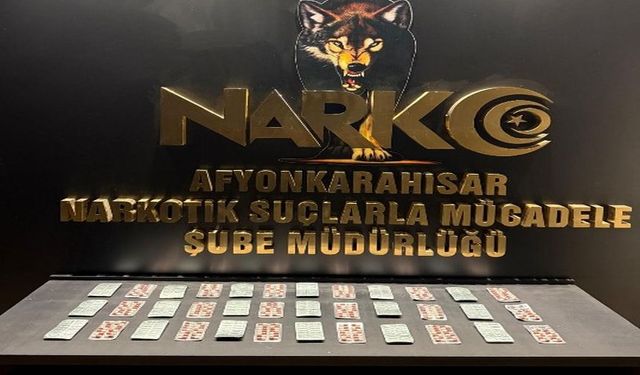 Polisten Uyuşturucu Satıcılarına Darbe