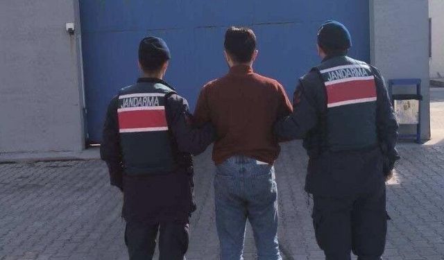 Jandarma 21 Yıla Hükümlü Şahsı Yakaladı