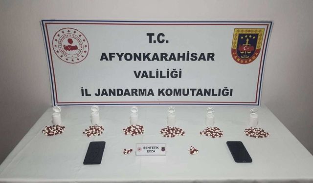Jandarma Uyuşturucu Hap Ele Geçirdi
