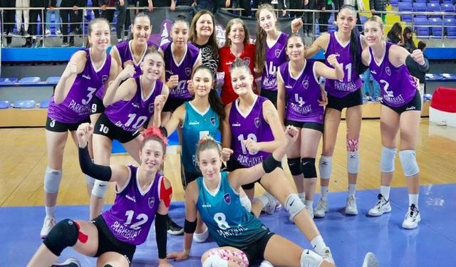 Yüntaş Voleybol-3   MKE Ankaragücü-0