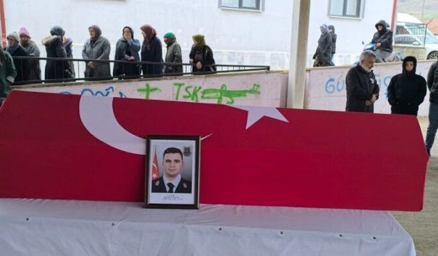 Uzman Çavuş Yıldız Memleketi Afyon'da Toprağa Verildi