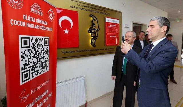 Vali Aktaş, Dijital Çocuk Hakları Sözleşmesi İmzaladı