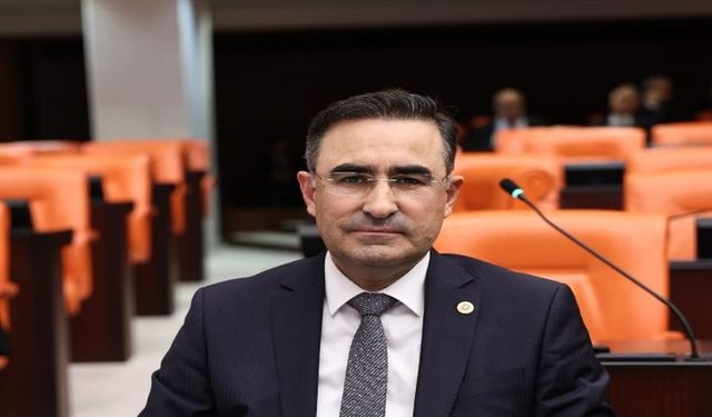 “Bir Çocuğun Vatanını Sevmesi Ne Zamandan Beri İdamlık Bir Suçtur?”