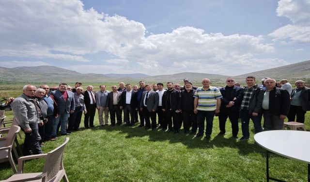 “Büyük Kucaklaşmanın Adresi Milletimizin Gönlüdür”