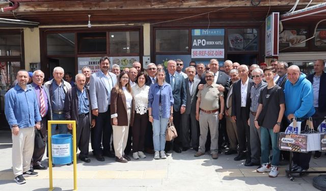 İYİ Parti’de Bayram Coşkusu